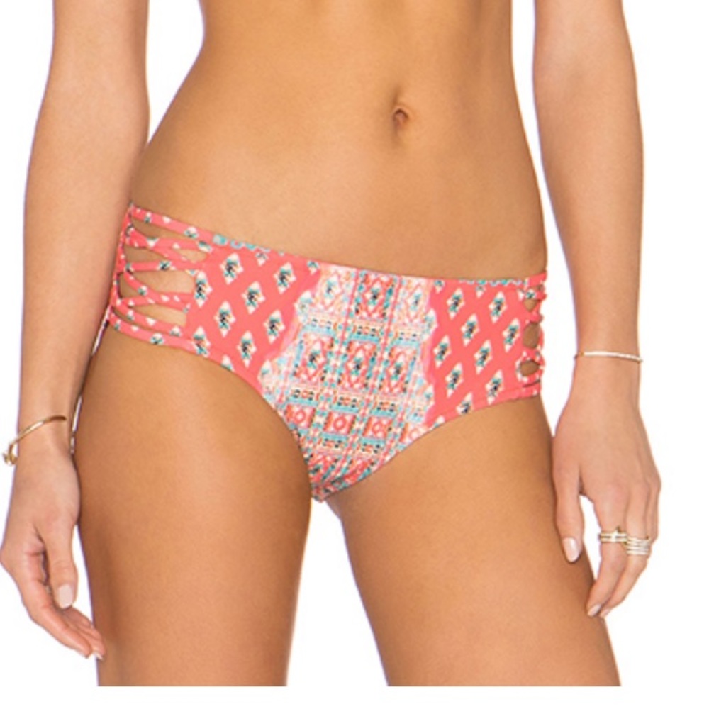 Nanette Lenore 2 piece bikini set - Picture 3 of 9